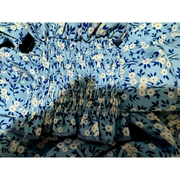 Blue & White Ditsy Floral Button Front Blouse 2X PLUS Smocked Cuffs Feminine - Picture 6 of 7